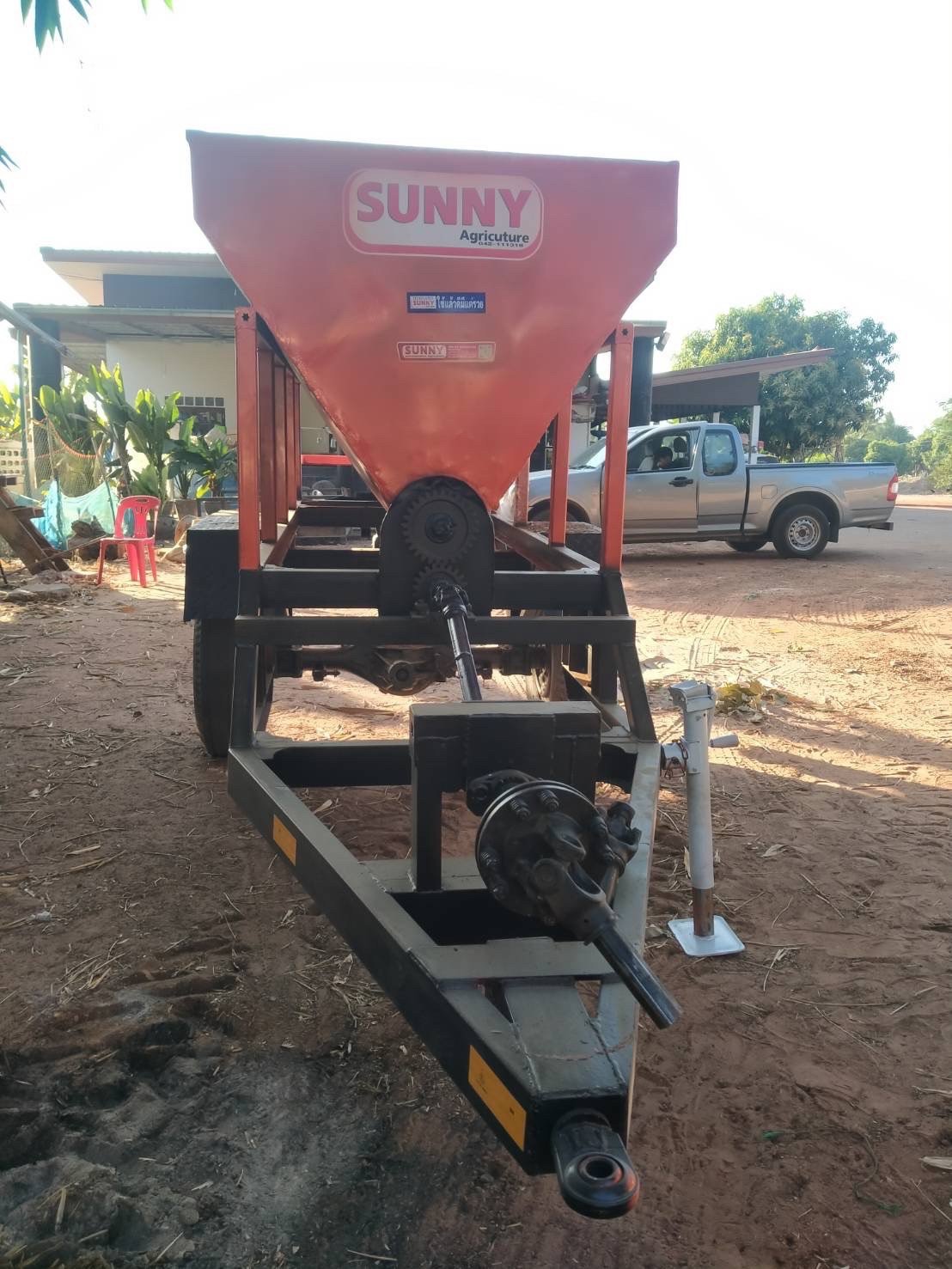 โรยขี่ไก่